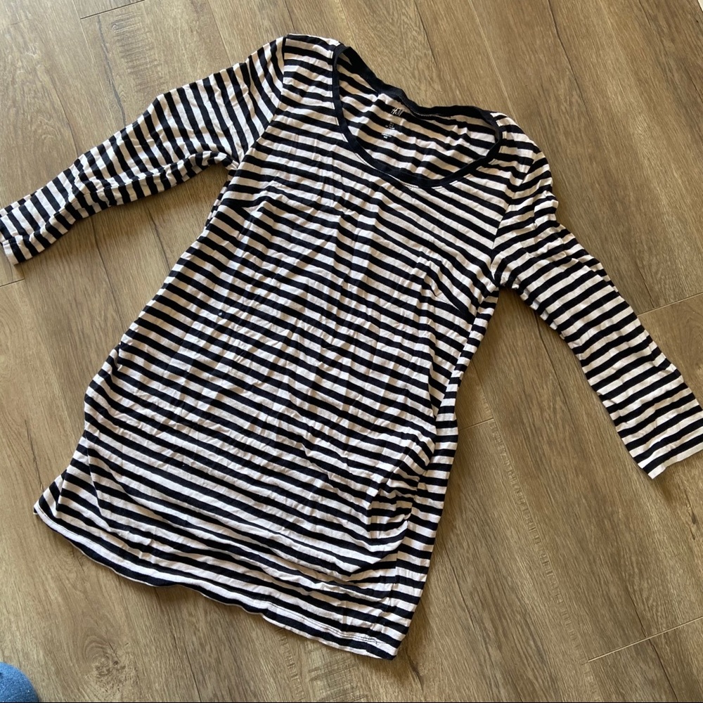 H&M Striped Black and White Longsleeve Top